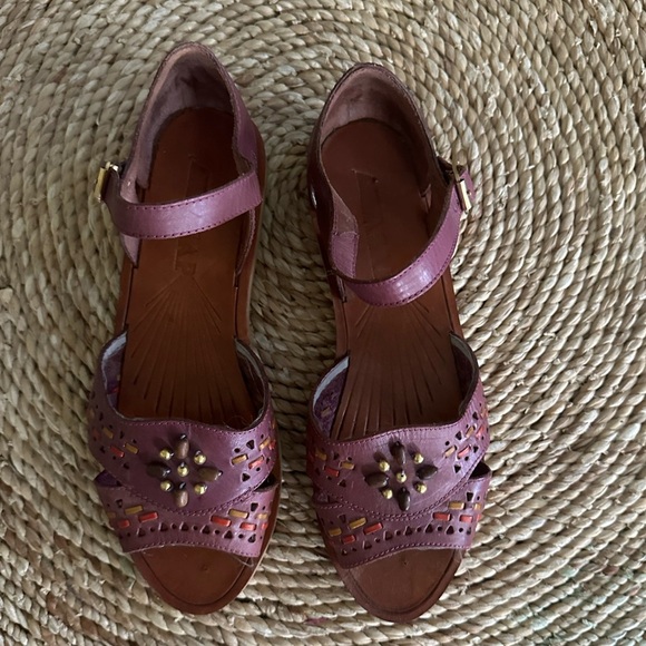 A.S.A.P Shoes - vintage beaded leather A.S.A.P size 8 NWOT